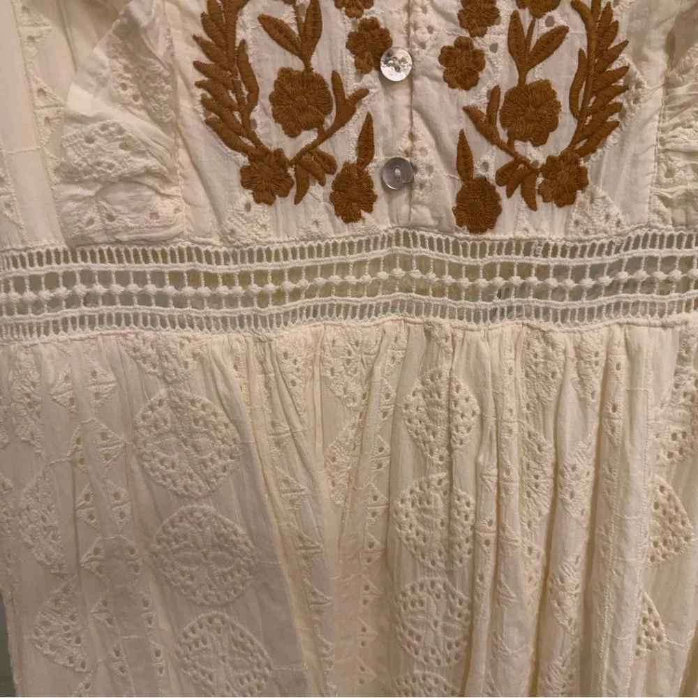 Anthropologie Boho Eyelet V-Neck Maxi Dress with Embroidered Detail - Ivory - L - Picture 5 of 5